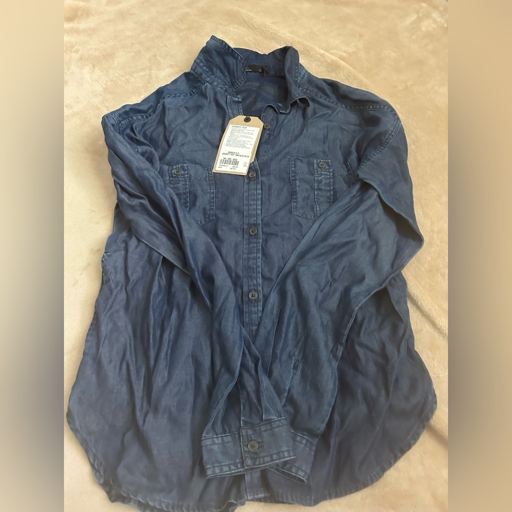 Prana Women’s Blue Button-Up Updrift Top